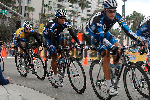 amgen010